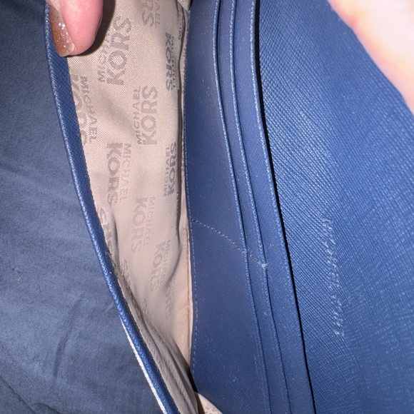 Michael Kors Blue Floral Wallet - Picture 3 of 4